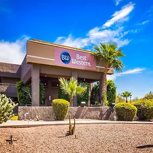 Hotel Western Innsuites &